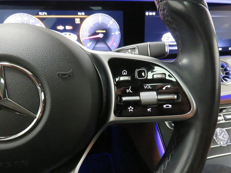 Mercedes-Benz Třídy E - fotka 17 z 27