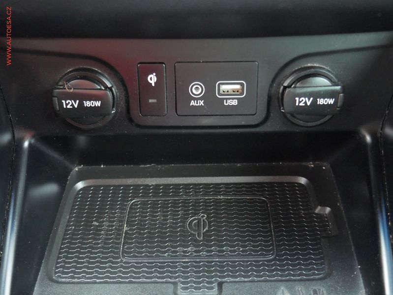 Hyundai Tucson (2020) 1.6T-GDi 4x4, ČR, Navi, kůže - fotka 16 z 25