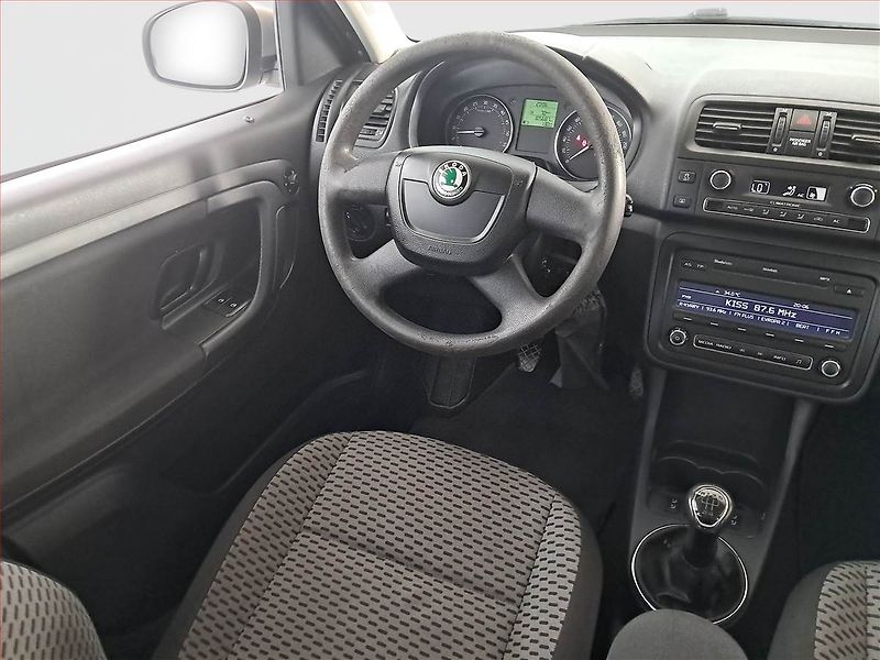 Škoda Roomster (2010) 1.6 TDI, Tažné, Klima - fotka 7 z 14