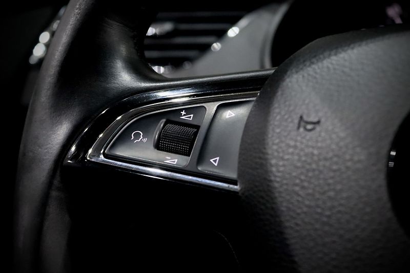 Škoda Octavia 3 Combi 1.4 TSI 110 kW - fotka 18 z 27