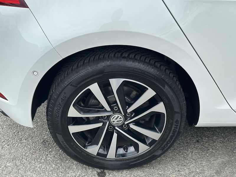 Volkswagen Golf (2019) IQ.DRIVE 1.5TSI110kW 2.Maj. - fotka 40 z 40