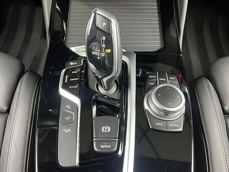 BMW X4 M40d xDrive M-PAKET - fotka 26 z 33