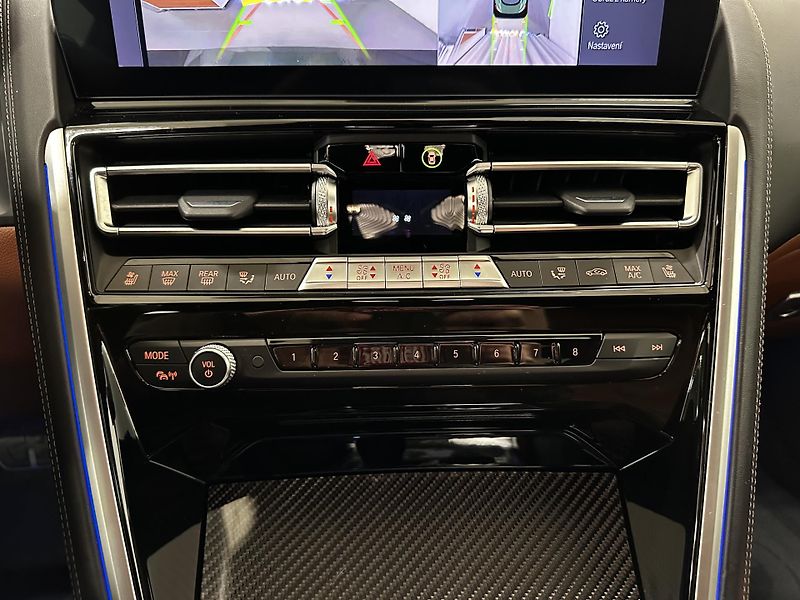BMW Řada 8 (2022) 840d xDrive M Sport, Laser, HU - fotka 13 z 17