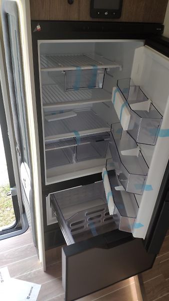 CI Caravans International (2026) MAGIS 87 INTEGRAL 2x skladem - fotka 24 z 27