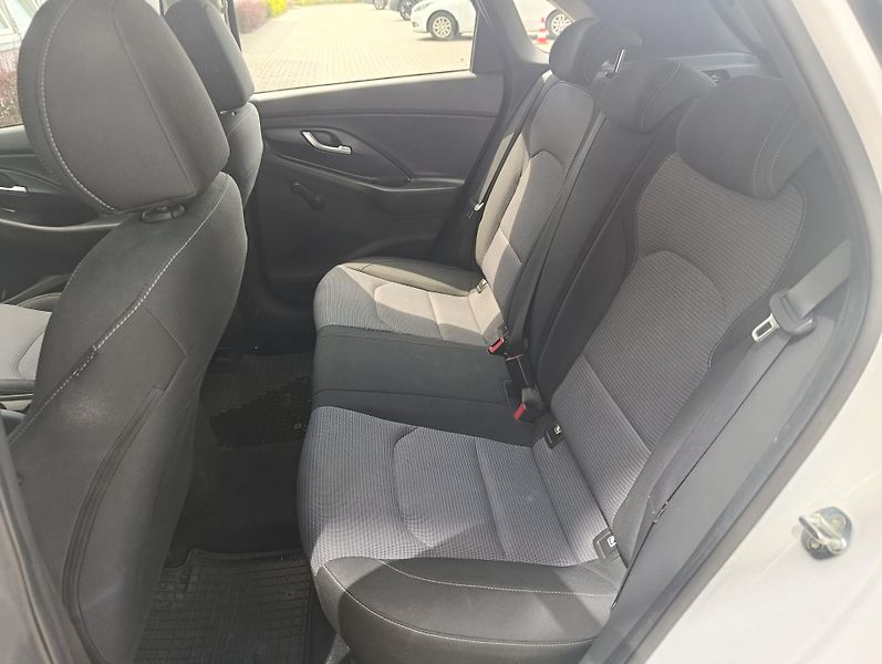 Hyundai i30 (2021) 1.5 80KW ČR 1.majitel - fotka 11 z 15