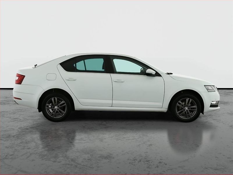 Škoda Octavia (2017) Style 1.6 TDI, Automat - fotka 6 z 21