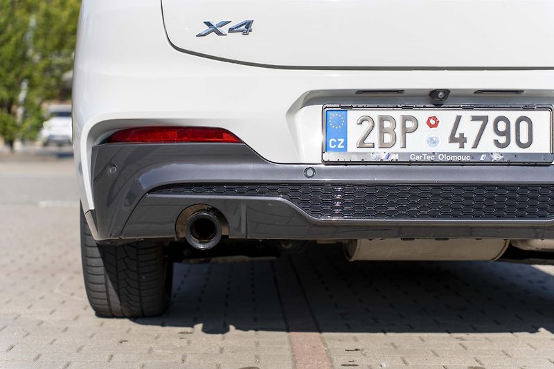 BMW X4 (2021) xDrive 20d M Sport paket, DPH - fotka 13 z 32