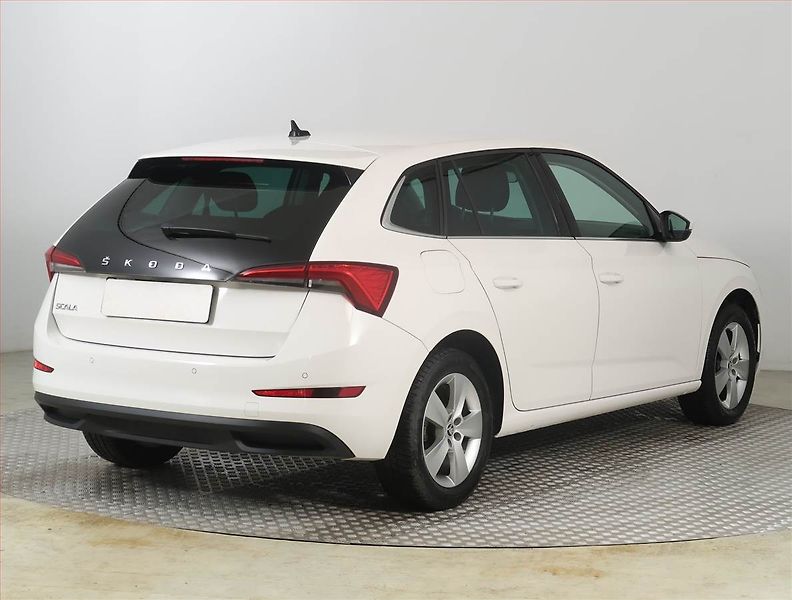 Fiat 500 (2021) 1.0 mild-hybrid, ČR,1.maj - fotka 5 z 17