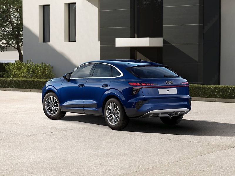 Audi Q3 7STT 1.5 TFSI - fotka 23 z 23