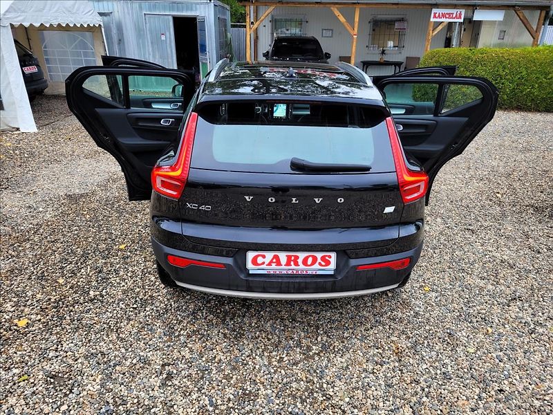 Volvo XC40 T5 Recharge,Inscription,Led - fotka 40 z 48