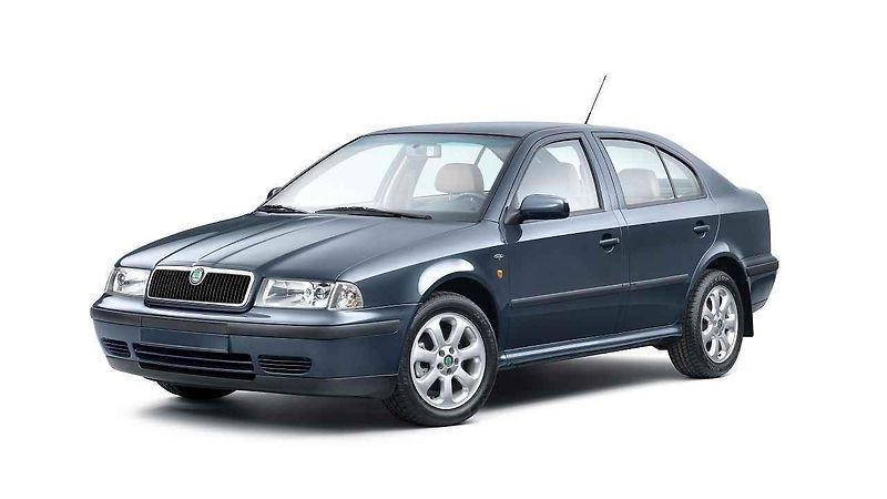 Škoda Octavia se v Čině jmenuje Ou Ya. A je natažená do délky.
