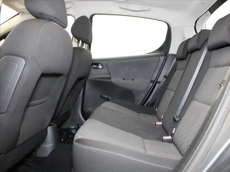 Peugeot 207 1,6 VTi 88kW Panorama 168tkm. - fotka 7 z 18