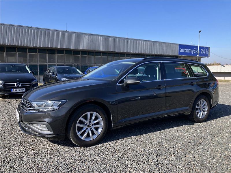 Volkswagen Passat Variant 2,0 EL.KUFR KAMERA TAŽNÉ - fotografie inzerátu
