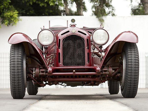 Alfa Romeo 8C.