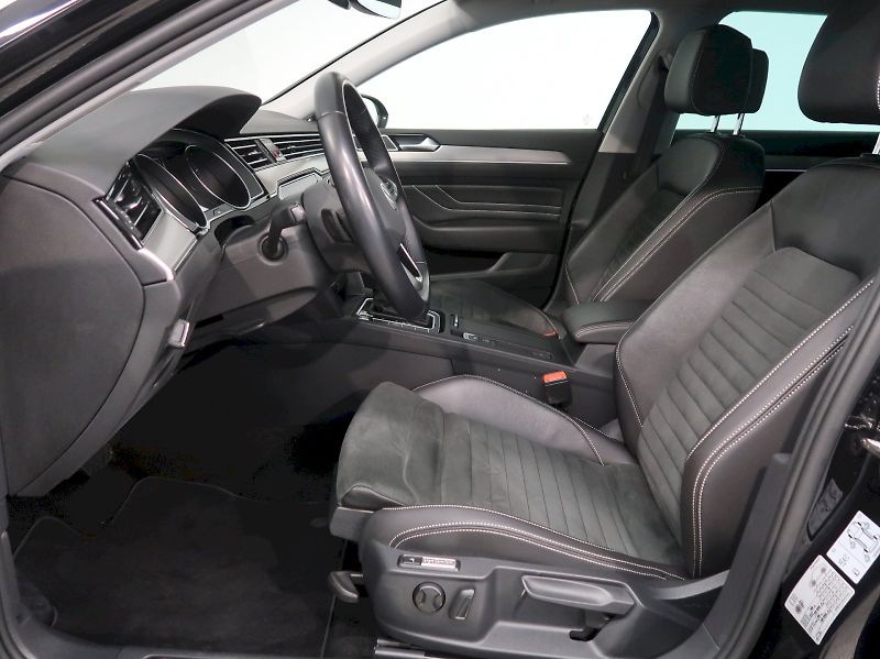 Volkswagen Passat (2023) ELEGANCE 2.0TDI 110kW DSG - fotka 11 z 34