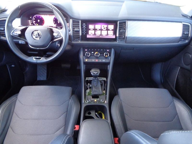 Škoda Kodiaq 2,0TDI DSG 4x4 STYLE PLUS 110 - fotka 12 z 30