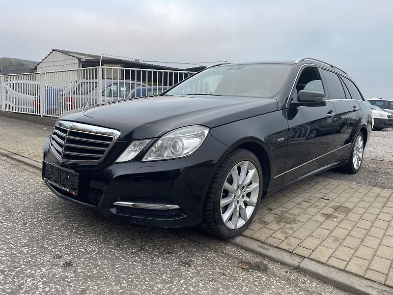 Mercedes-Benz Třídy E (2011) 250cdi T 4M 150kw - fotka 15 z 49