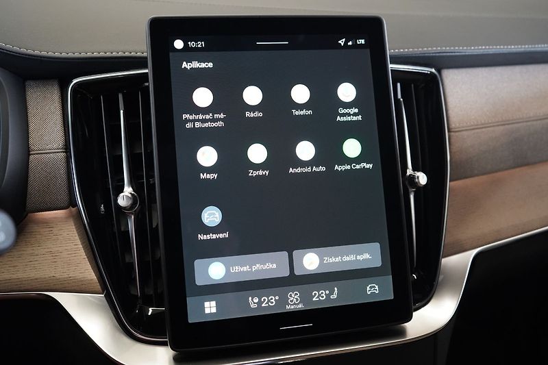 Volvo XC90 T8 PLUS Dark, Vzduch,Ventilace - fotka 33 z 46