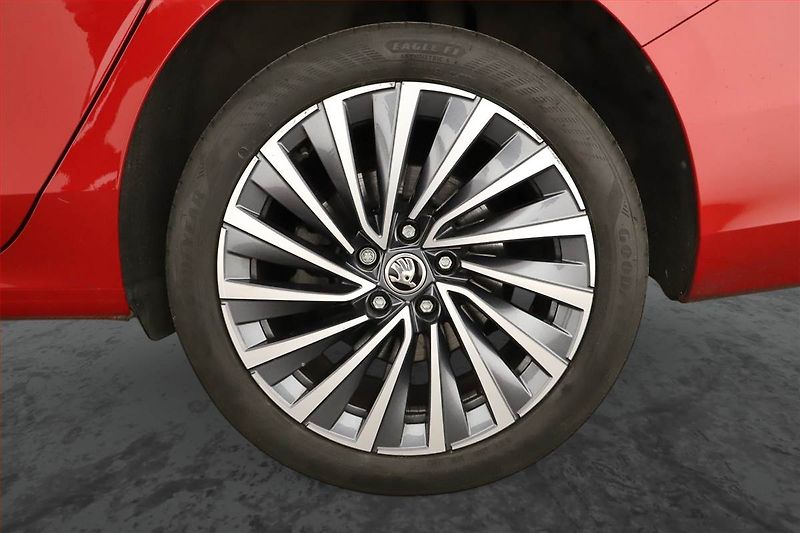 Škoda Superb (2024) 2.0 TDI - fotka 12 z 20