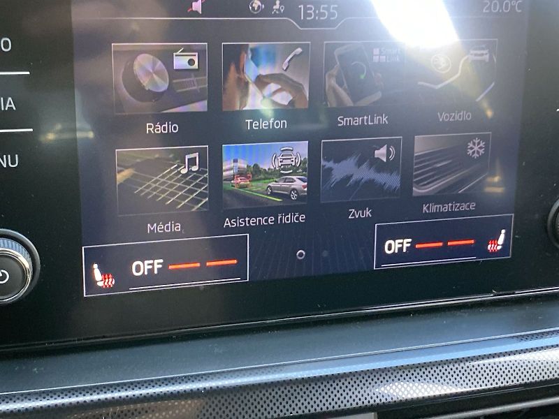 Škoda Kamiq (2020) 1.0 TSI Style - fotka 16 z 33