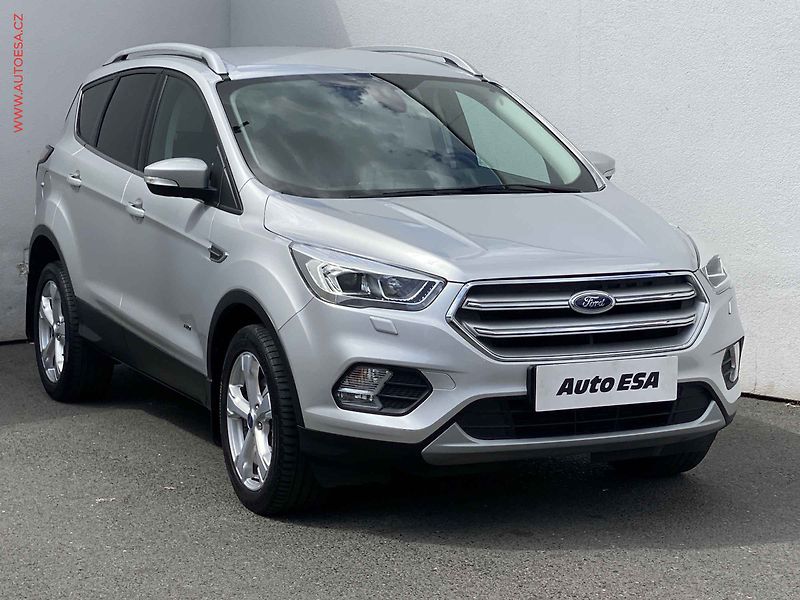 Ford Kuga (2017) 2.0TDCi 4x4, ČR, Titanium, AT - fotografie inzerátu