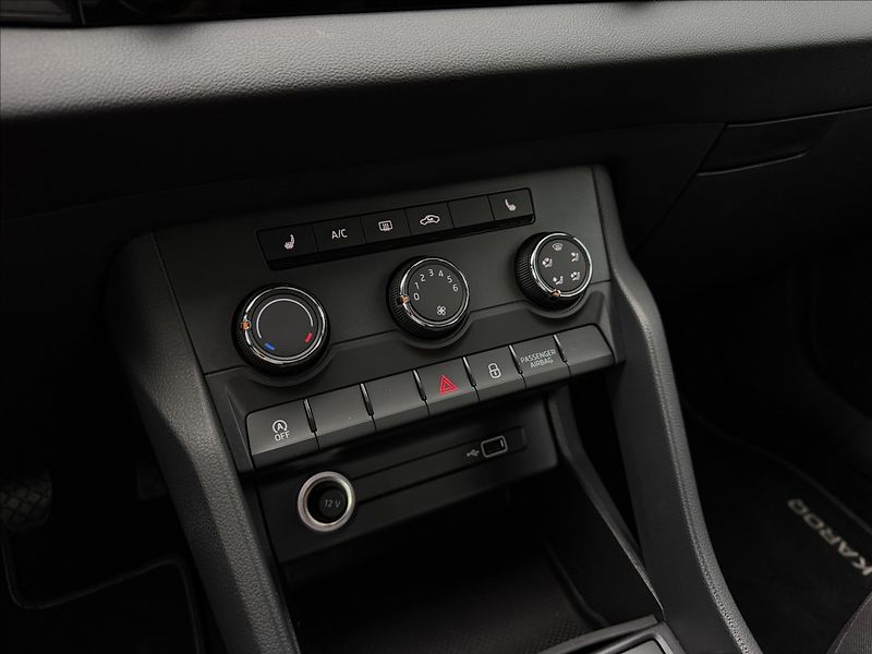 Škoda Karoq 1.0 TSi - fotka 15 z 21