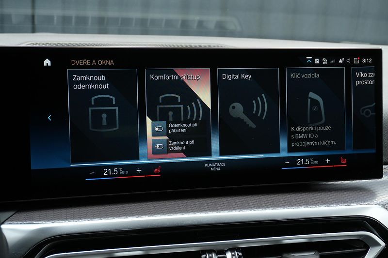 BMW Řada 3 M340i xD,Tažné, H/K, 360°, ACC - fotka 24 z 36