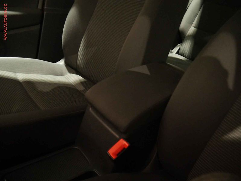 Volkswagen Tiguan (2011) 1.4 TSI, ČR, AC, temp - fotka 18 z 20
