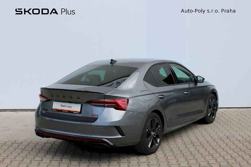Škoda Octavia (2025) RS 2.0 TSI 195kw DSG - fotka 2 z 25