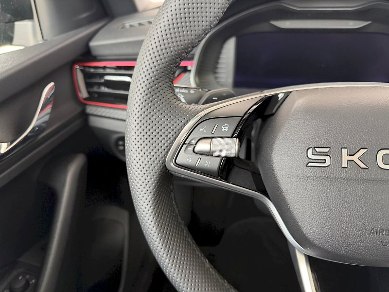 Škoda Scala (2025) Monte Carlo 1.0 TSI / 85 kW DS - fotka 10 z 26