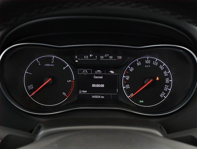 Opel Zafira (2017) 2.0 CDTI, 7 míst, Kůže, Navi - fotka 9 z 20