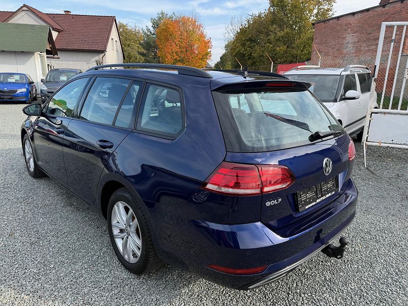 Volkswagen Golf 1.5 TSI COMFORTLINE - fotka 4 z 13