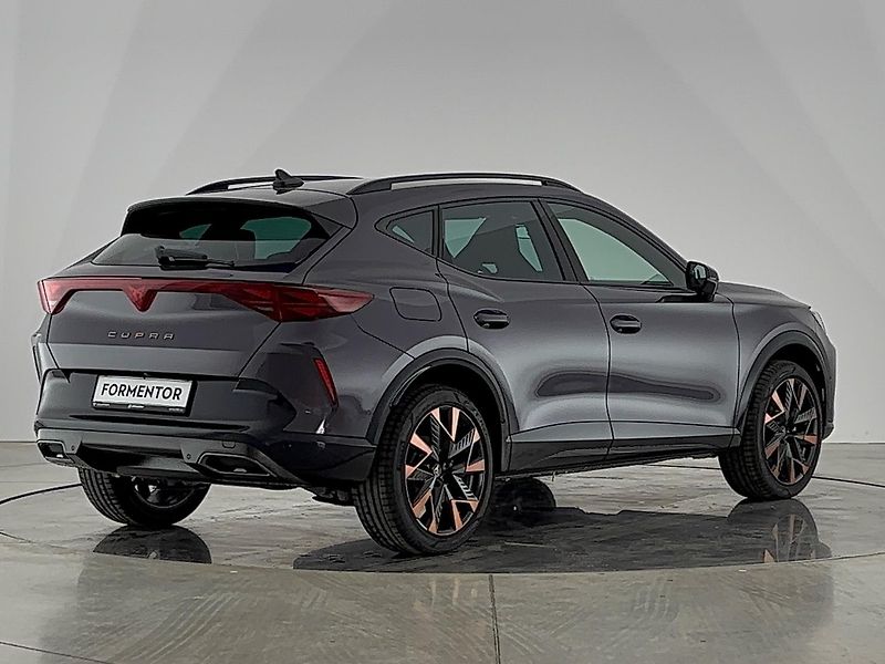 Cupra Formentor (2026) SUV - fotka 2 z 51