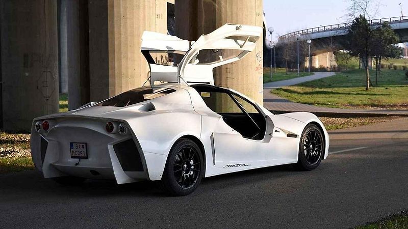 Brutal S1.