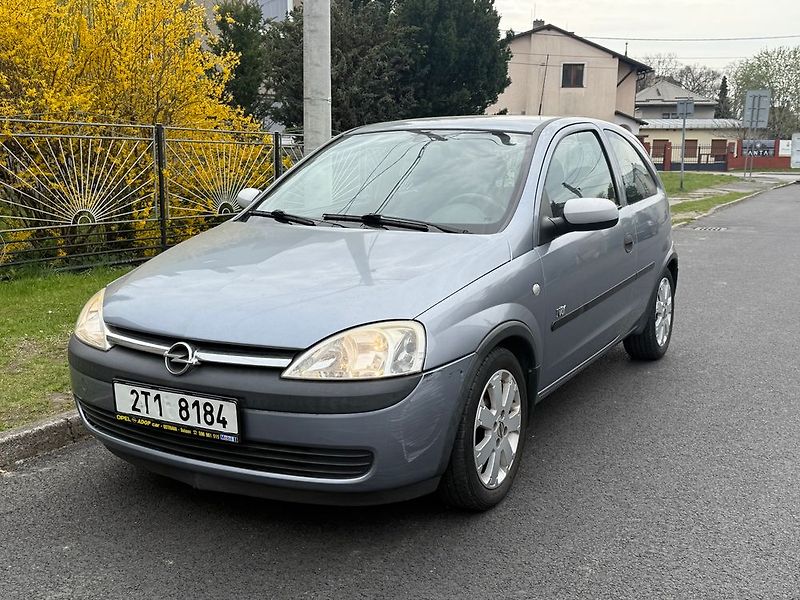 Opel Corsa (2002) - fotka 6 z 24