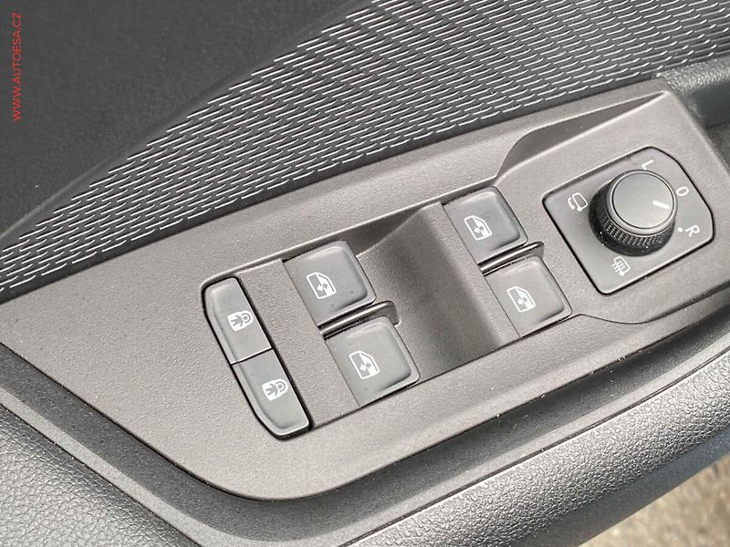 Škoda Octavia (2023) 1.0 TSi e-TEC, 1.maj,ČR - fotka 11 z 18