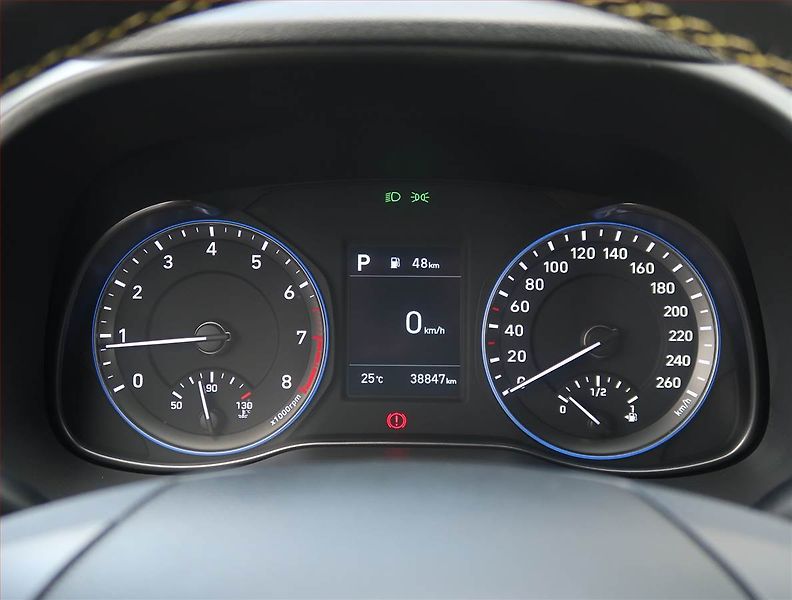 Hyundai Kona (2019) 1.6 T-GDI - fotka 11 z 23