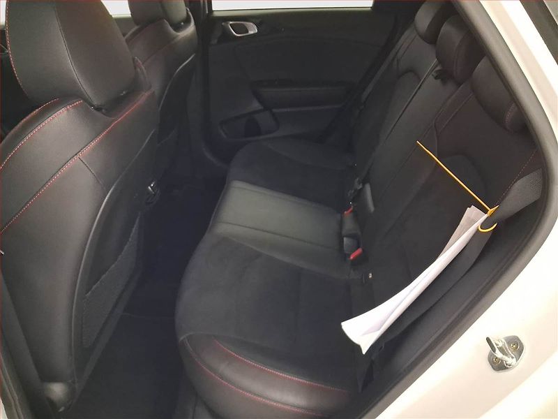 Kia Pro_Ceed (2021) GT 1.6 T-GDI, Automat - fotka 10 z 21