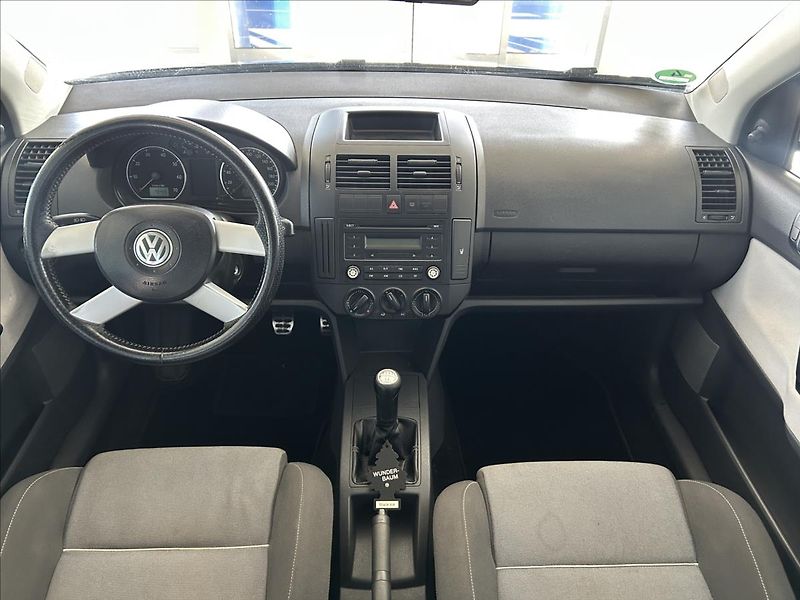 Volkswagen Polo 1,4   CROSS,16V,KLIMATIZACE - fotka 8 z 19