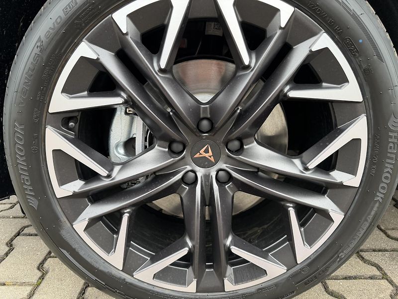 Cupra Terramar (2026) 2.0TSI 150kW 4WD R20 ZÁRUKA 5! - fotka 19 z 43