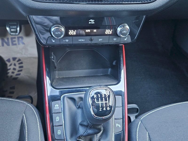 Škoda Fabia (2023) Monte Carlo TSI 70/1.0 M5F - fotka 23 z 27