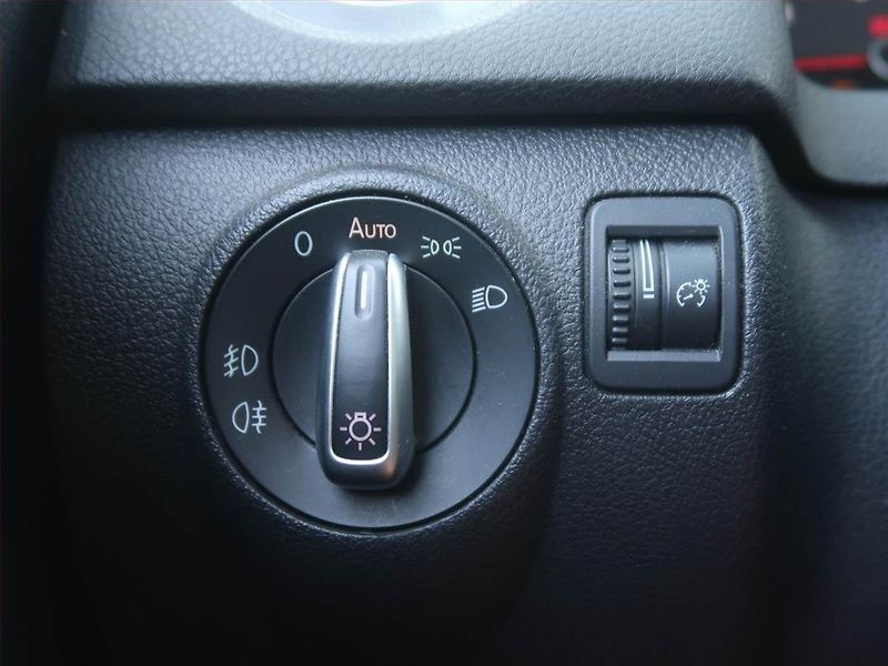 Volkswagen Tiguan (2012) 2.0 TDI, 4X4, Xenony - fotka 18 z 18