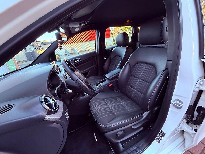 Mercedes-Benz Třídy B 180 Avantgarde 90 kW - fotka 14 z 27