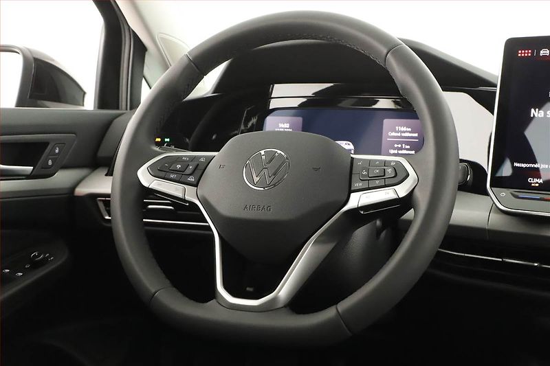 Volkswagen Golf (2026) 1.5 TSI - fotka 8 z 20