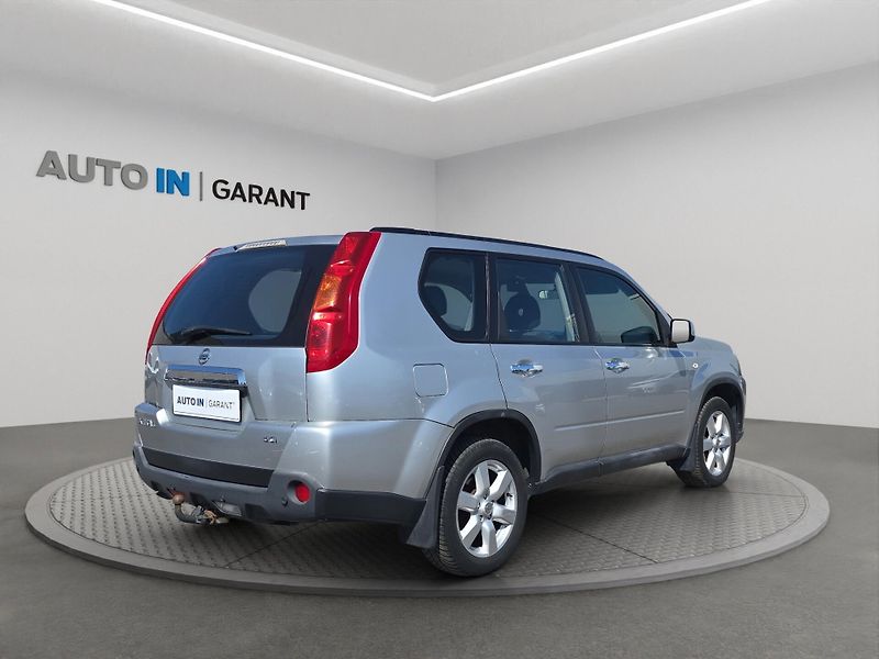Nissan X-Trail (2010) 2.0 DCi 110kw 4x4 A/T, Tažné - fotka 5 z 23