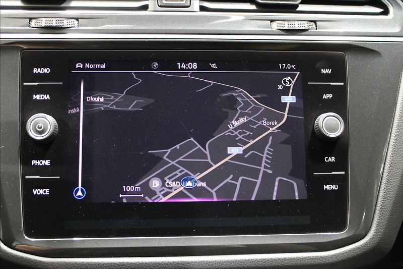 Volkswagen Tiguan 1,5 TSI Active 1.majitel - fotka 24 z 33