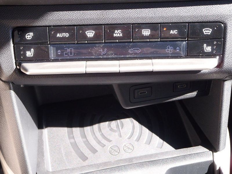 Opel Frontera Hybrid GS 1.2 Turbo 107kW - fotka 21 z 30