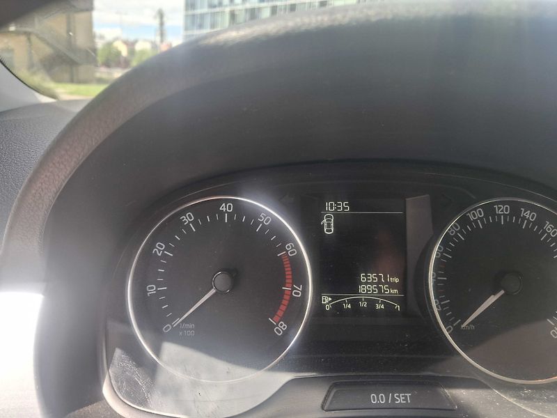Škoda Fabia III kombi 1,0 TSi 1BX3385 - fotka 36 z 40