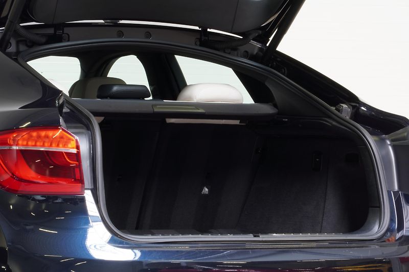 BMW X6 Xdrive40d,M-paket,1.MAJ,ČR,DPH - fotka 9 z 33