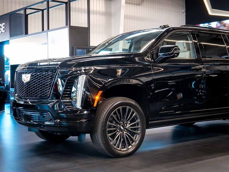 Cadillac Escalade (2026) 6.2 ESV Sport Platinum 2026 - fotka 13 z 50